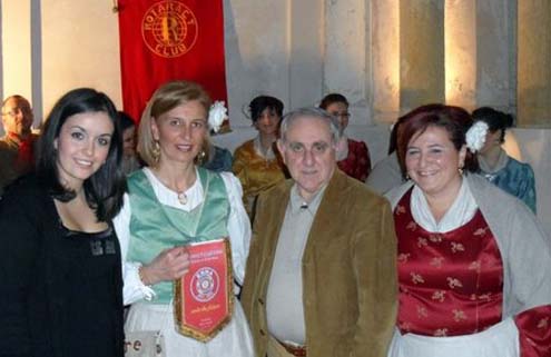 Enna 120106 Rotaract