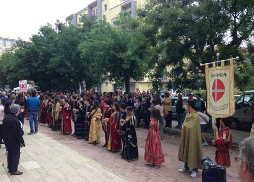 130902 tribunale corteo storico nicosia