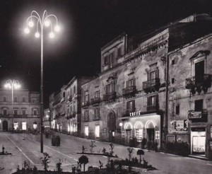 Enna Piazza San Francesco - anni '50