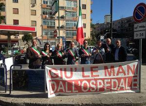 leonforte sindaci incatenati