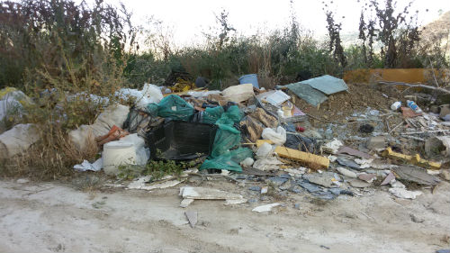 valguarnera discarica a cielo aperto 2