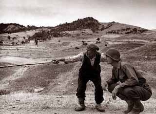 E’ troinese o sperlinghese il contadino della foto di Robert Capa di 75 anni fa?