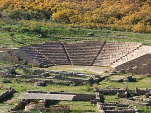 Barbablù fest nell’area archeologica di Morgantina: “Gli zii di Sicilia” Totò Cuffaro e Mirello Crisafulli sul filo dei ricordi