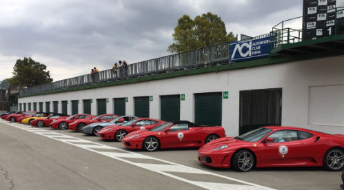 Domenica in pista a Pergusa il Club delle Ferrari