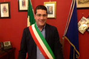 “Qui c’è in corso un nuovo attacco allo Stato” Sindaco Troina, Fabio Venezia, scrive al Presidente Mattarella e a Salvini