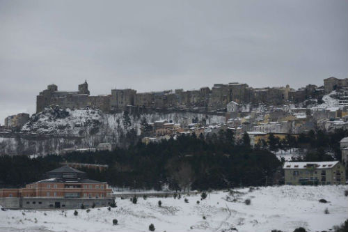 Neve, chiuse le scuole a Troina