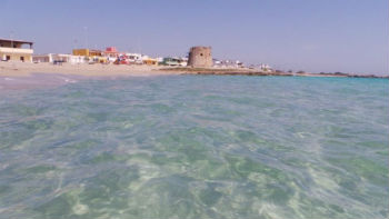 Torre Mozza (Lecce) risucchiato dalle onde muore 32enne originario di Enna, abitava in Belgio, salva la ragazza