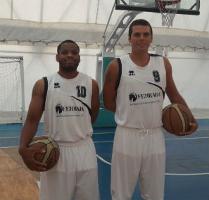 Basket Grottacalda ospita il Castanea Messina