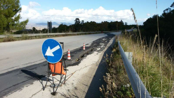 Valguarnera. Strada provinciale n.4 tra le più importanti del territorio è un calvario per gli automobilisti