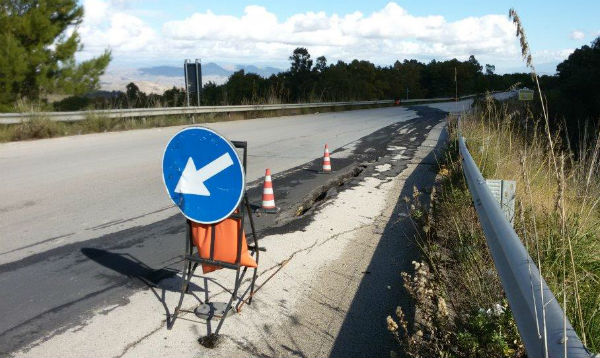 Piazza Armerina – Valguarnera: ennesimo incidente (oggi mortale) sulla strada provinciale 4