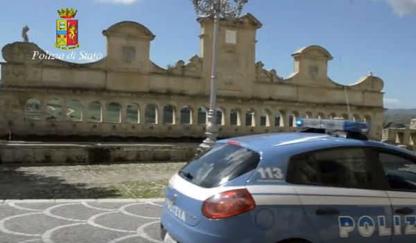 Arrestato 37enne di Leonforte per detenzione marijuana, segnalati due minorenni