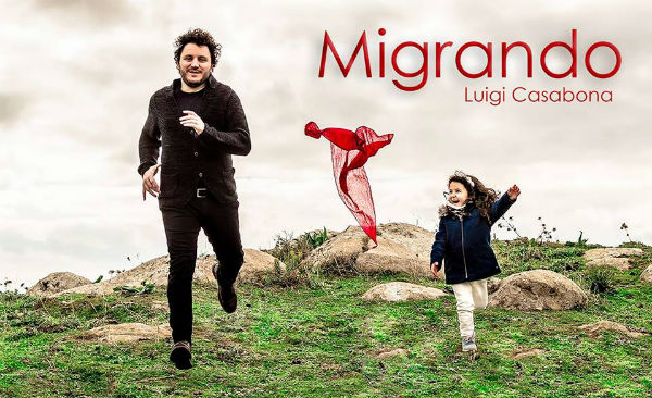 “Migrando” di Luigi Casabona, sensazioni di viaggi immaginari in musica