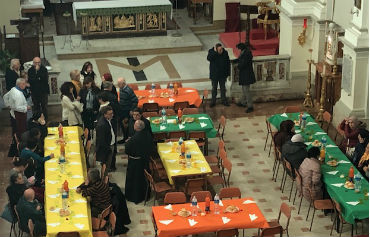 Enna, pranzo per indigenti al centro di ascolto S. Chiara all’interno della Chiesa di San Francesco