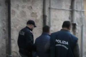 Leonforte – Operazione ‘L’Anno del Gallo’ 4 arresti per droga tra Catania e Enna – foto video