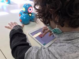 AL BAMBINO GESÙ PICCOLI PAZIENTI A SCUOLA DI ROBOTICA