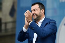 DL SICUREZZA BIS: SALVINI “RINVIO SAREBBE FAVORE A CAMORRISTI”