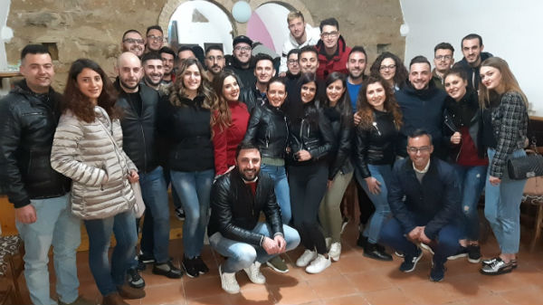 Aidone: gruppo politico Giovani e futuro in attività domenicale di beneficenza e sport al campetto Vanella