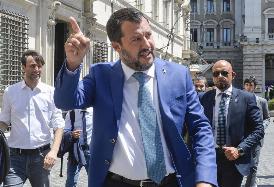 SALVINI “PAROLE DI CONTE? MI INTERESSANO MENO DI ZERO”