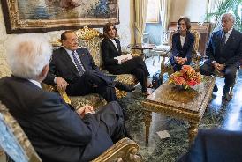 BERLUSCONI “GOVERNO AL CENTRODESTRA O ELEZIONI ANTICIPATE”