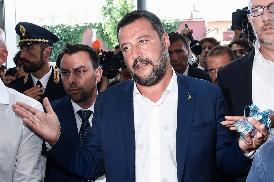 GOVERNO: SALVINI “MAI ARRENDERSI”, LEGA ATTENDE SEGNALI DA M5S