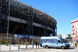 POLEMICA APERTA TRA NAPOLI E COMUNE SUGLI SPOGLIATOI DEL SAN PAOLO