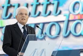 MATTARELLA “LA SCUOLA HA GRANDI MERITI E QUALITÀ STRAORDINARIE”