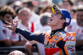 MARQUEZ IMBATTIBILE AL GP DI ARAGON, DOVIZIOSO EGUAGLIA CAPIROSSI