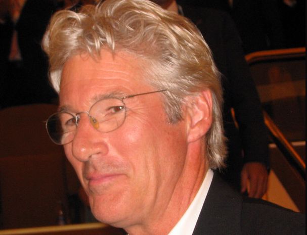 RICHARD GERE VISITA GLI UFFIZI