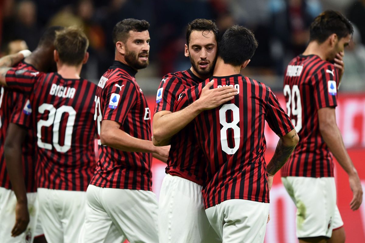 CALDERONI GELA SAN SIRO, MILAN-LECCE SI CHIUDE 2-2