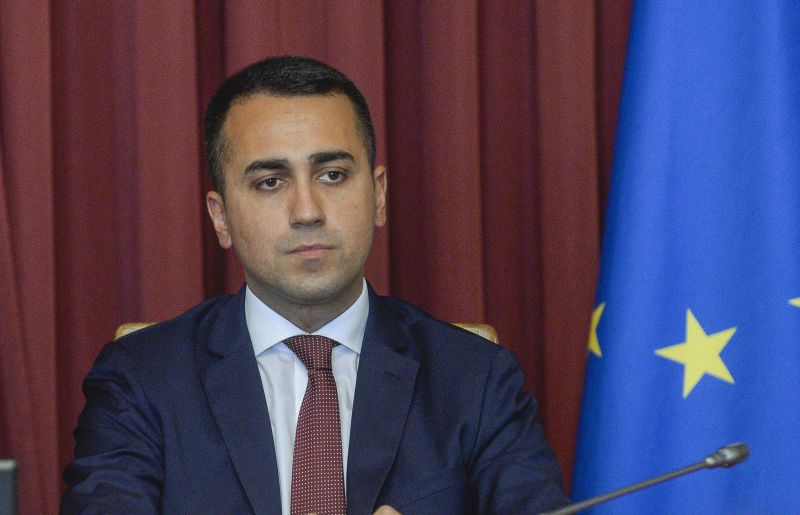 DI MAIO AVVERTE “CHI FA IL GIOCO DEGLI ALTRI LASCI IL M5S”