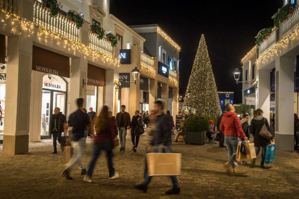 Weekend imperdibili a Sicilia Outlet Village, iniziano i festeggiamenti pre-natalizi