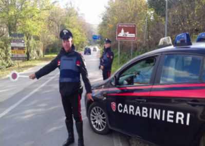 Carabinieri denunciano giovane di Piazza Armerina in possesso di un coltello