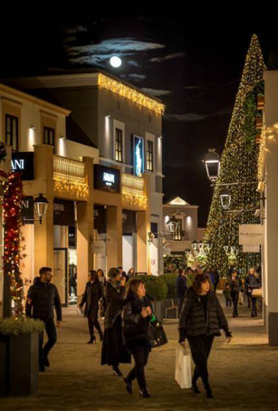 La magia del Natale continua al Sicilia Outlet Village