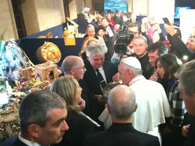 PAPA FRANCESCO VISITA NICOSIA (NEL SUO PRESEPE)