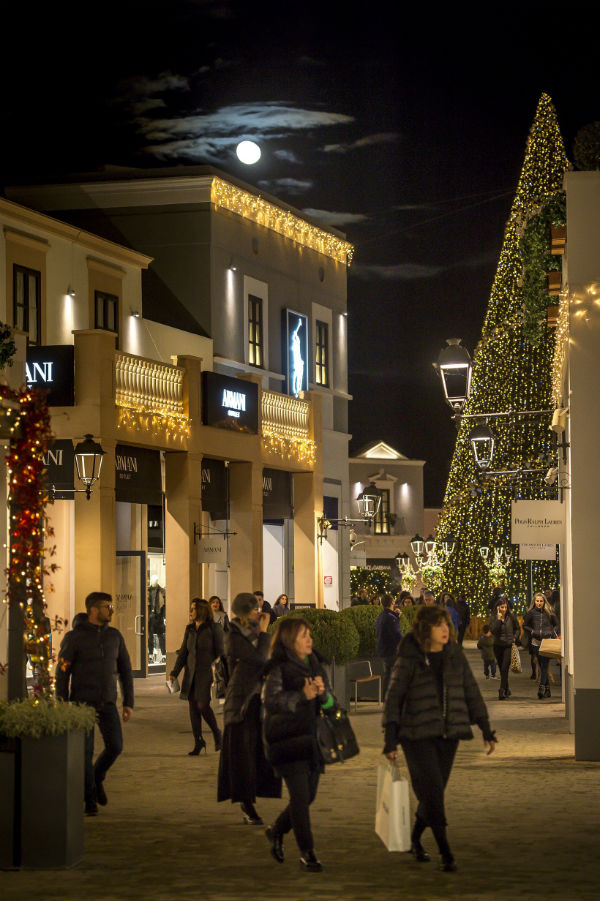 La magia del Natale 2019 continua al Sicilia Outlet Village