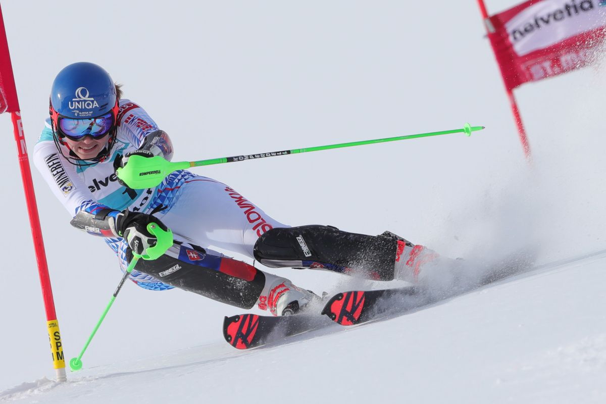 VLHOVA VINCE LO SLALOM DI FLACHAU, IRENE CURTONI CHIUDE 13^