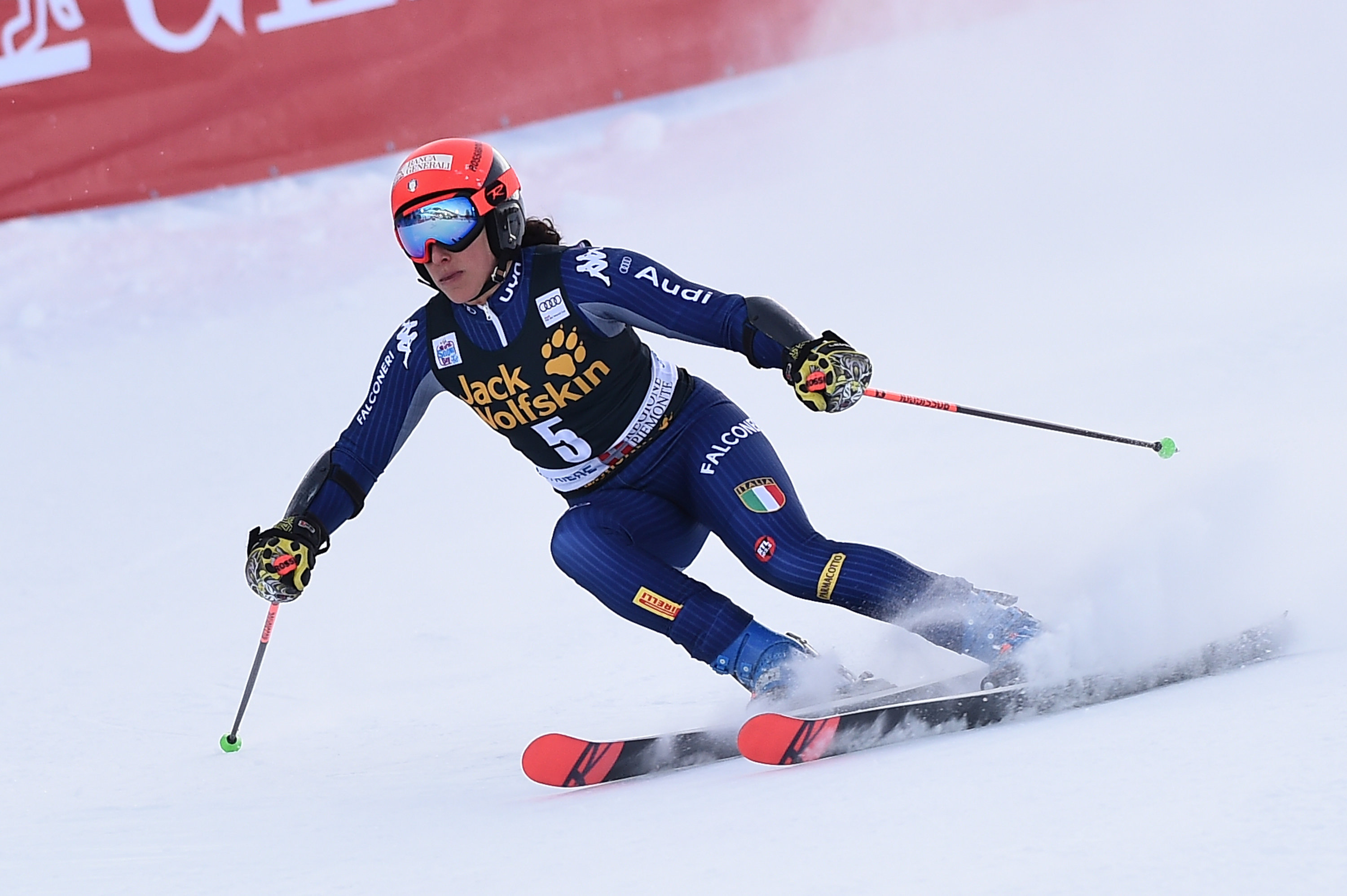 Brignone seconda in discesa a Garmisch, Gross scivola nello slalom