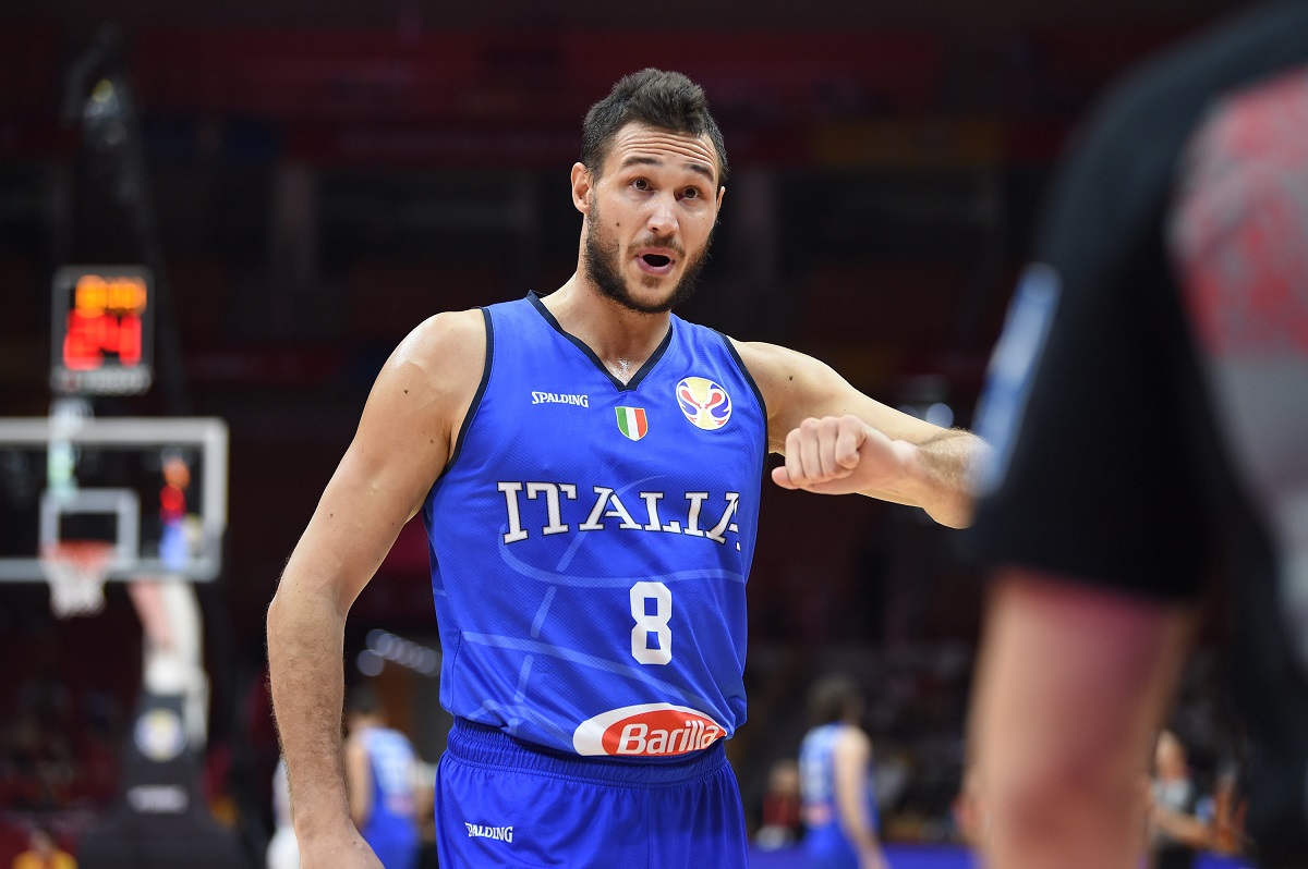 Gallinari in formato super vince derby con Melli nella notte Nba