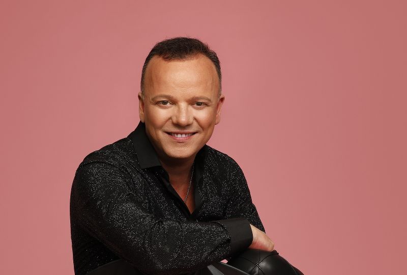 Gigi D’Alessio in tour, il pubblico decide la scaletta