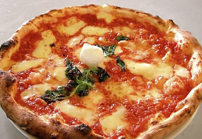 In Francia video sulla pizza al coronavirus poi rimosso, e’ polemica