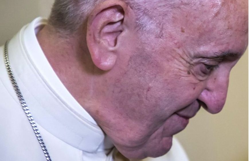 Il Papa: “Presi alla sprovvista da una tempesta furiosa”