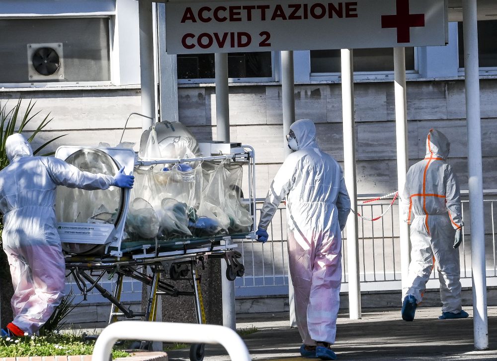 Coronavirus, in Italia 70.065 positivi, 10.023 morti e 12.384 guariti