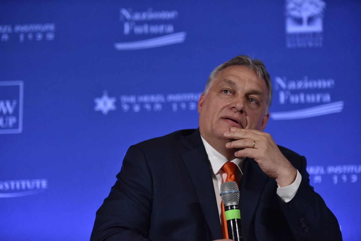 Ungheria, pieni poteri a Orban per l’emergenza Coronavirus