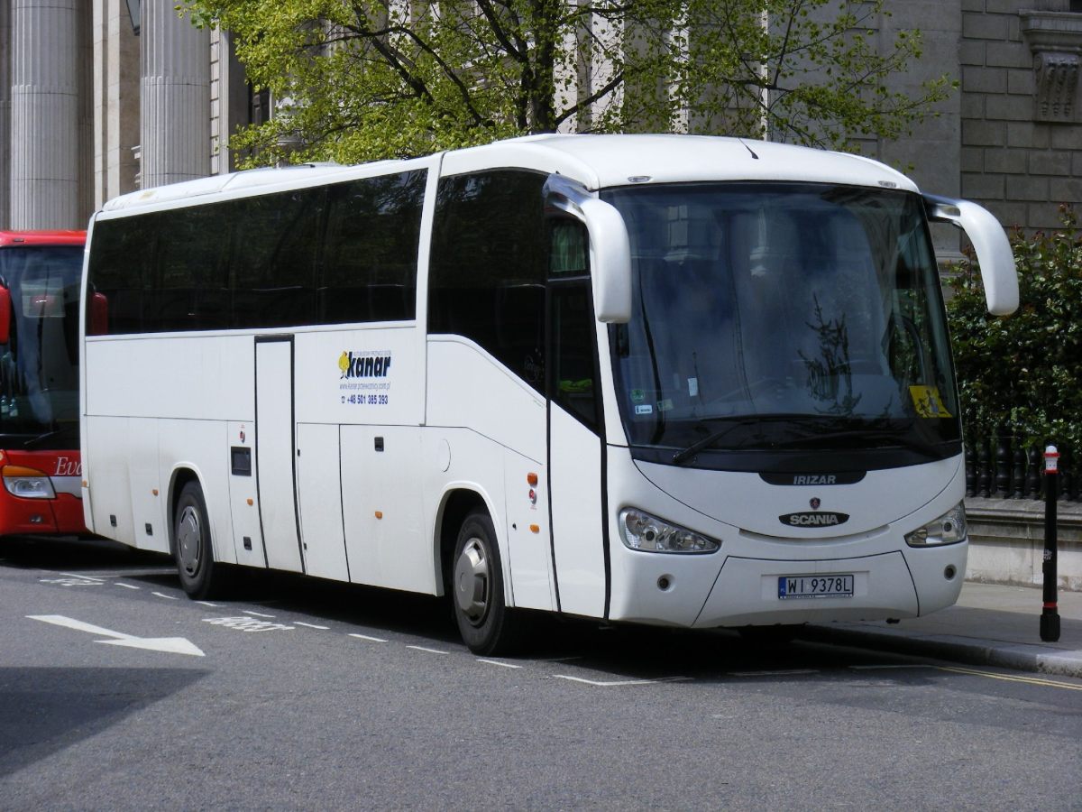 Bus turistici, 25 mila posti di lavoro a rischio per il coronavirus