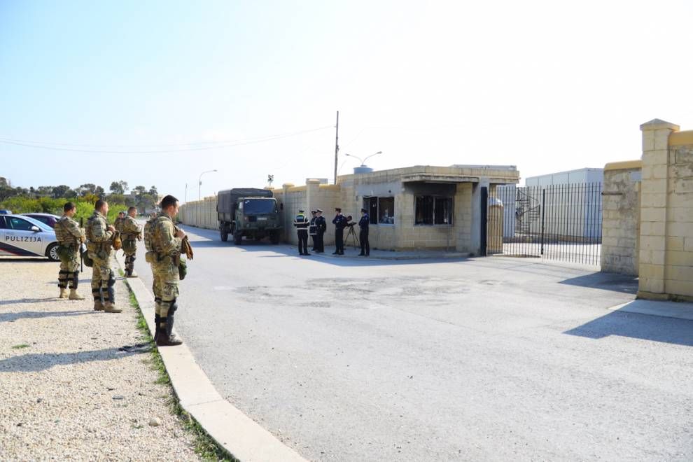 Malta, more than 1,000 migrants under mandatory quarantine