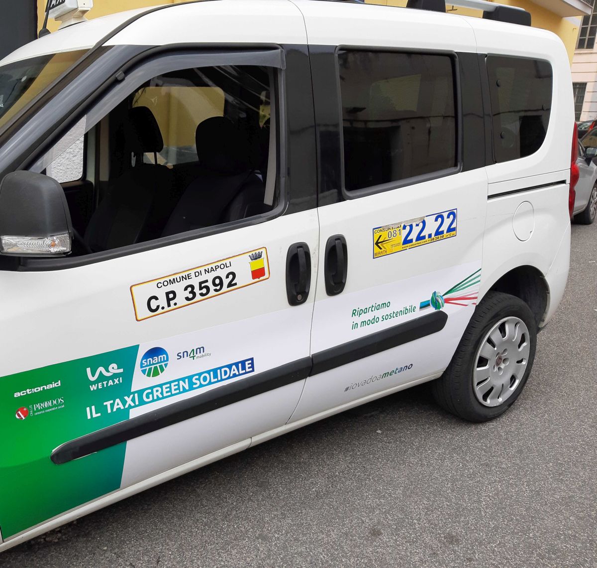 A Napoli “Taxi Green Solidali” in aiuto famiglie bisognose