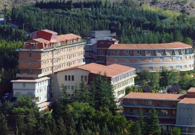 Troina in movimento chiede chiarimenti sulla querelle tra Comune e Oasi sulla requisizione dell’hotel Costellazioni