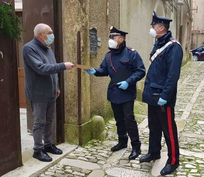 Collaborazione tra Poste e Carabinieri: over 75 possono richiedere pagamento pensione a domicilio