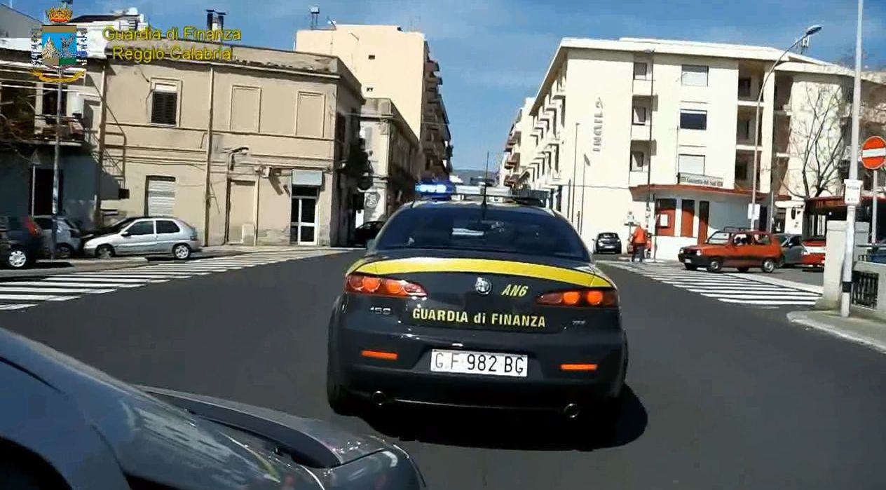 ‘Ndrangheta, Reggio Calabria: beni per 25 mln confiscati a un medico