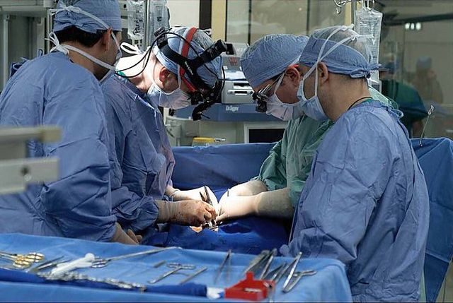 Ismett raggiunge quota 200 trapianti di rene da vivente. Paziente numero 200 una giovane donna della provincia di Enna